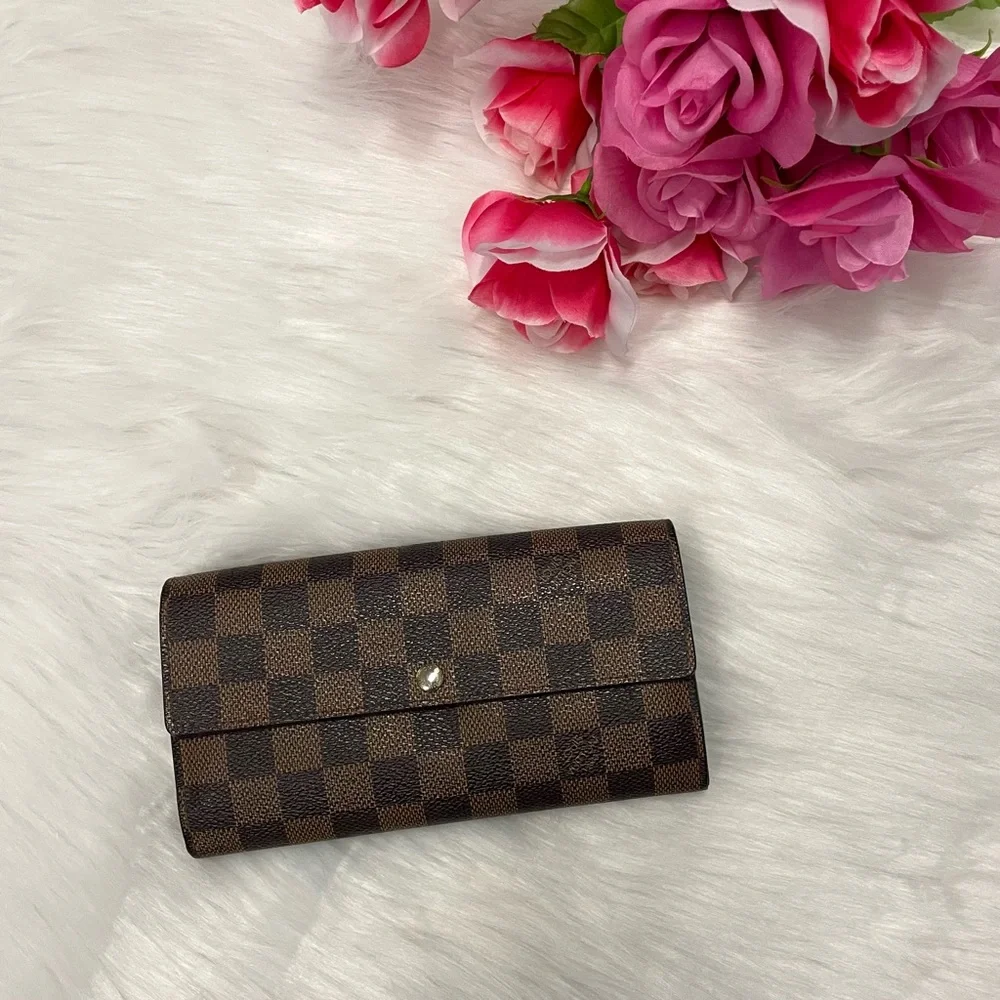 Louis Vuitton Brown Checkered Crossbody Bag - Picture 3 of 10